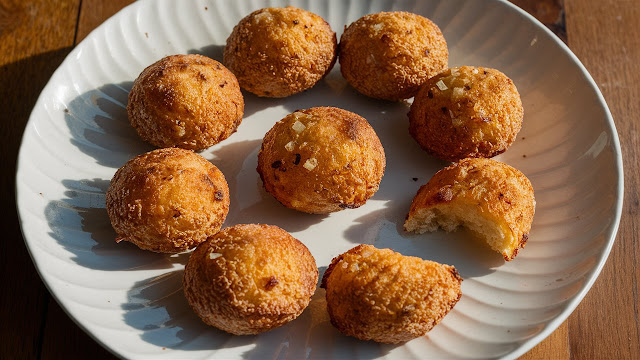 பருப்பு போண்டா